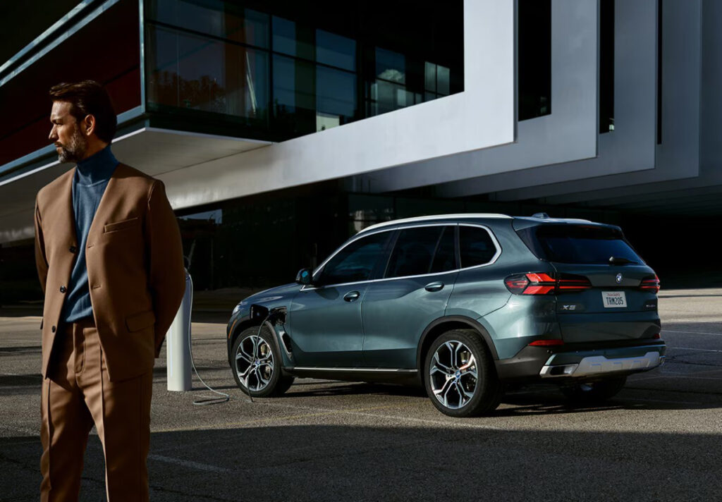 2025-BMW-X5-Gallery